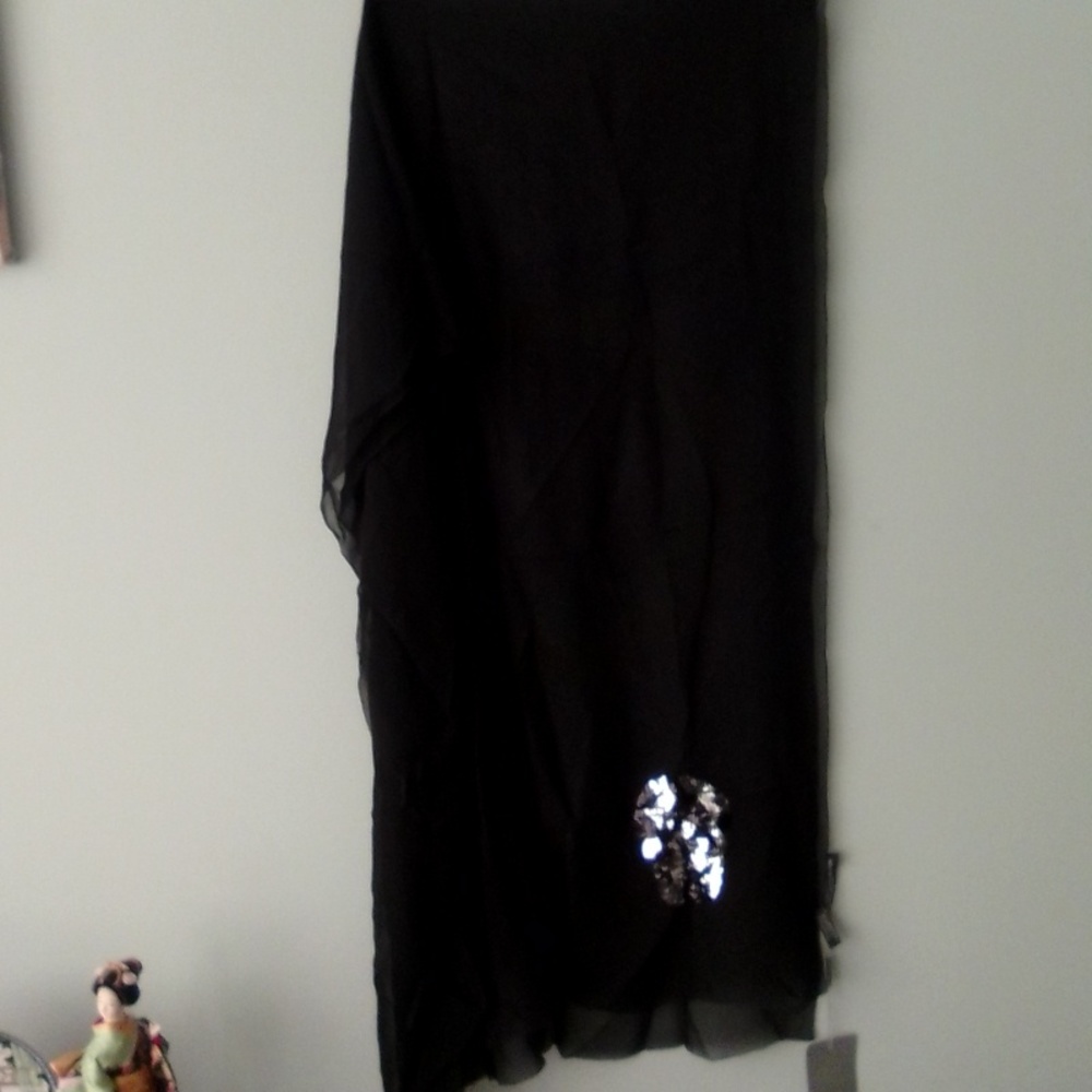 Alexander MCQUEEN sheer Black Scarf w / Sequin scull L 68" by 25 " w tag